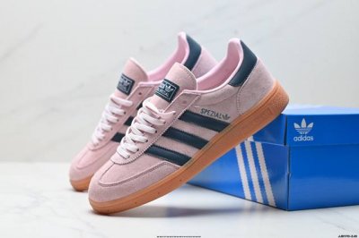 公司级Adidas Handball Spezial 官方正确版本 阿迪达斯经典款 复古休闲板鞋 全鞋采用反毛皮制作 牛筋耐磨大底 承载青春情怀的板鞋 经典三条