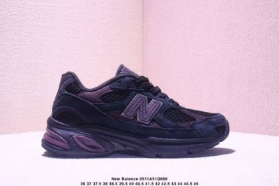 new Balance Nb2010系列 新百伦经典复古休闲运动板鞋 以Encap中底配以升级版 N-Ergy缓震物料 鞋面则采用特色的柔软麂皮搭 以Newba