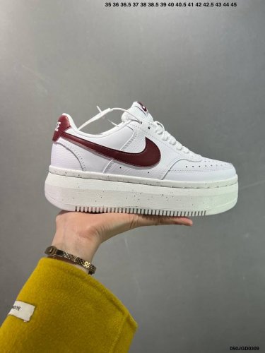 160 公司级Nike Court Vision Alta 低帮百搭透气休闲运动板鞋，经典耐用的设计，兼顾舒适脚感和出众风范，演绎匠心之作。结构性的支撑贴合感结