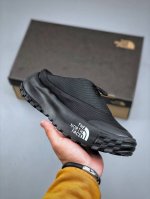 The North Face Hedgehog Sneaker 北面刺猬系列低帮徒步越野户外风登山休闲运动鞋 尺码：36-45