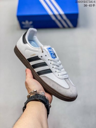 真标阿迪达斯三叶草Adidas Originals Samba Og 桑巴舞系列绅士德训足球风百搭低帮休闲运动板鞋 货号:Ie3437 尺码:36 36.5 3
