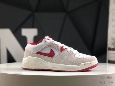耐克 Air Jordan Stadium 9O Stadium Jordan Stadium 90充满了对Tinkerhathield 原创设计的致敬，包括中