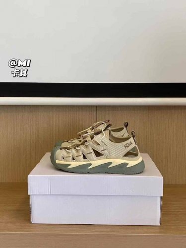 size:26-37 妈耶～也太可爱了吧～ Hoka Hopara包头镂空溯溪凉鞋，登山鞋底更贴合脚掌，日常出门或户外出行两不误呼吸镂空设计，夏天干爽又透气鞋底