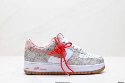 公司级Nike Air Force 1‘07 原楦头原纸板 打造纯正低帮空军版型 专注外贸渠道 全掌内置蜂窝气垫 原盒配件 原厂中底钢印、拉帮完美 货号:Hf2