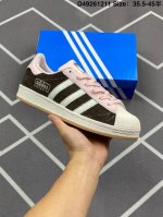 180 公司级阿迪达斯Adidas三叶草 Originals Superstar贝壳头系列低帮经典百搭休闲运动板鞋 货号:Ig2153 尺码:35.5 36 3