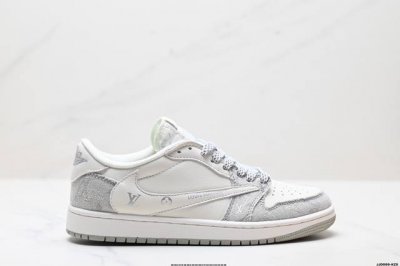 真标Aj1倒勾Travis Scott X Air Jordan 1 ” Reverse Mocha “ Aj1乔1 Ts 闪电 联名倒钩 低帮文化篮球鞋 货号
