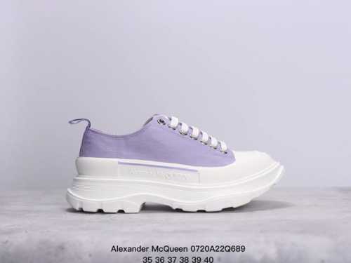 Alexander Mcqueen 麦昆 亚历山大麦昆亚历山大系带半拖鞋 大盒包装 2024Ss春夏首发 时尚代表的小姐姐 肯定要走在时尚的风口！鞋子独特的个性