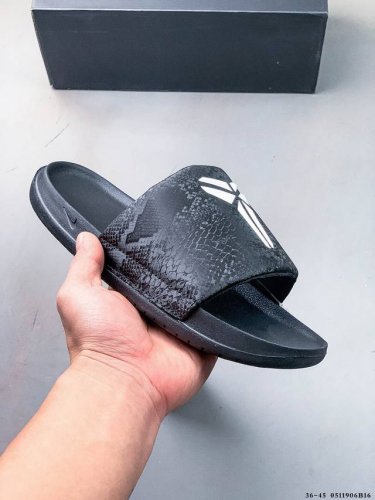 耐克Nike Kobe Offcourt Slide Hyper Royal 科比道奇专属配色休闲拖鞋 货号：If2870 051 6B16
