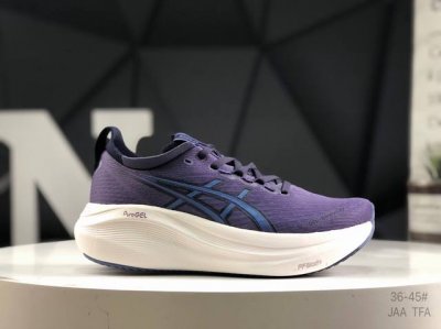 200 asics Gel-Nimbus 27 舒适防滑耐磨低帮休闲跑步鞋 鞋底采用了轻质发泡材料 并在后跟和前掌处采用了Asics亚瑟士核心科技-Gel缓震胶