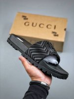 gucci 古奇 官网主推款 3D印花字一拖鞋 历年经爆典款 正品原版开模 高端复刻 Gucci 20Ss 夏季时潮尚流爆款 毫无念悬的网红单品 时装周街拍出率