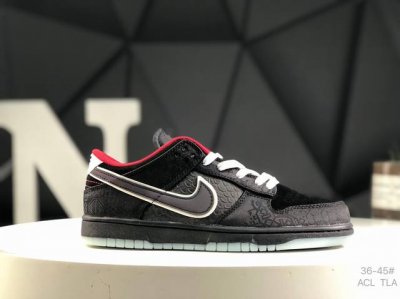 真标带半码Nike Dunklowretro Lpl 黑色夜光英雄联盟电竞系列 男女同款 复古休闲板鞋 货号:Do2327-011 #独家原版原盒 原底原料 开