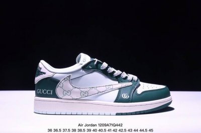 海外爆款限量发售！公司级 Travis Scott X Fragment Design X Jordan Air Jordan 1 Low Og Sp Off联