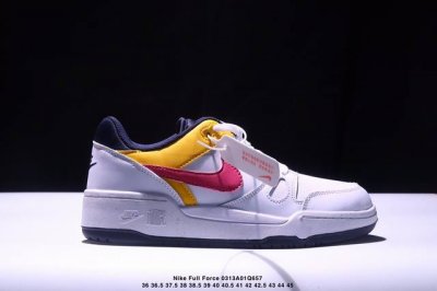 130 耐克/Nike Full Force Low Af1 低帮百搭休闲运动板鞋，经典耐用的设计，兼顾舒适脚感和出众风范，演绎匠心之作。结构性的支撑贴合感结合