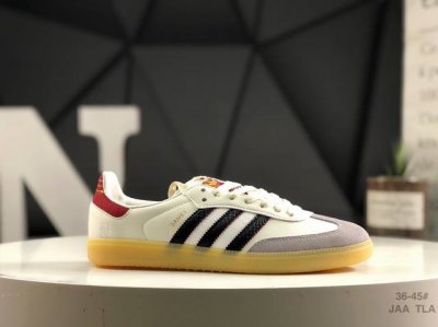 160 Adidas Samba Vegan Jq5976 近70年的经典Originals原装翻毛皮层制作，修长的鞋楦,略微尖尖的鞋头,翻毛皮的鞋头拼接,这些