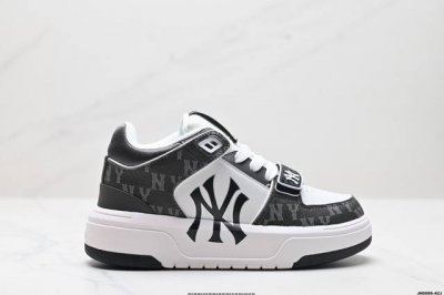公司级ss春季学院穿搭爆款korea韩国限定，联乘ny美国榄球洋基队 Mlb Chunky Liner New York Yankees学长鞋系列中帮老爹风轻量