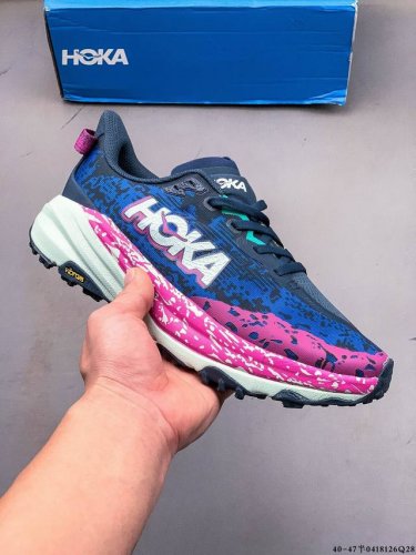 Hoka One One Speedgoat 6 户外越野跑步鞋 飞速羚羊 6 系列 新一代工程网纱鞋面 在确保鞋面稳定性的同时减少了固定胶条的使用 鞋面更轻盈
