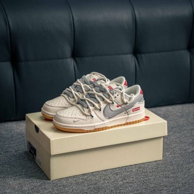 核心私 nike Dunk 全套原楦原模倾力打造完美版型 独家原厂航空铝磨具打磨大底 鞋头坡度极致还原 无解鞋型 原盒原配 圈内天花板工艺 原厂冲刀 超高清洁度