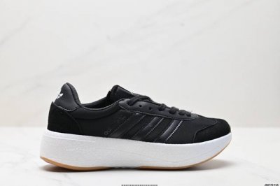 公司级Adidas Originals City Rnr 舒适简约 防滑耐磨 低帮运动跑步鞋 货号:Jq5149 尺码:36 36.5 37 38 38.5 3