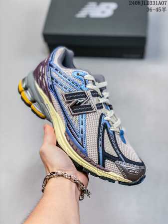 新百伦new Balance 6R ”Urbancore“ 新百伦 6 Nb 6 浅棕灰 潮流复古透气轻便低帮跑步鞋男女同款 整鞋以军绿搭配，充满new Bal - 点击图像关闭
