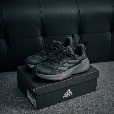 核心私 Adidas Terrex Free Hiker 2 Low Gtx 舒适 减震防滑耐磨 低帮 徒步登山鞋 看起来像普通运动鞋的徒步鞋，才是绝大多数人日