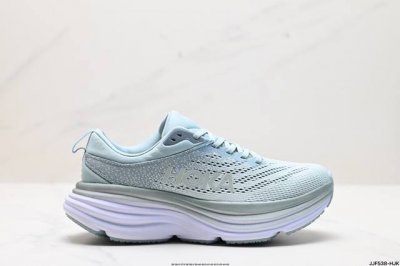 真标小红书推荐hoka W Bondi 8全新配色 这个品牌来自于新西兰的毛利语，Hoka表示大地，One One表示飞越，连起来就是飞越地平线，One One