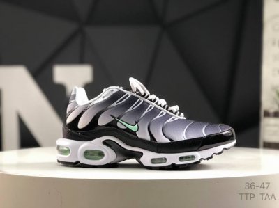 真标耐克 Nike Air Max plus Tn Ultra 复刻版 科技复古耐克Tn经典的Air Max plus被很多跑鞋爱好者们所熟知 作为Nike历史