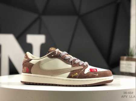 290 公司级带半码Stussy X Air Jordan 1 Low 此款主张打破传统的工业化流水线设计限制，以Made By Ideas的超级创意为理念，集 - 点击图像关闭