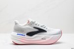 公司级Brooks 布鲁克斯Glycerin Max 超级甘油 厚底马拉松缓震跑鞋 该鞋以厚实的中底和高分子注氮技术为特点 提供极致的缓震性能 鞋面柔软厚实 具