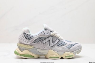 公司级new Balance 公司级版本 Nb9060 联名款 复古休闲运动慢跑鞋 鞋款灵感源自设计师本人对夏日的怀日回忆。鞋面大身由空间双格及磨砂鞋面拼接而生