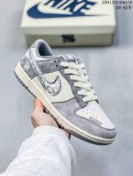 海外爆款限量发售！公司级 Nike Sb Dunk Low“Un系列 钻石灰勾” 周年高端定制 低帮休闲板鞋 定制鞋盒 大厂纯原品质出货 超高清洁度 皮料切割干