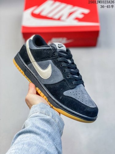 210 nike Dunk Low Retro Se 舒适百搭 防滑耐磨 低帮 板鞋 男女同款 黑灰色出货 尺码35.5-45带半码 编码：03Jwd323A2
