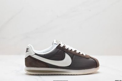 公司级nike Classic Cortez 耐克经典轻便舒适男子阿甘鞋休闲跑步鞋运动鞋 纯粹而执着的精神 使得cortez种在了一代人的心里 无论是否喜欢它复