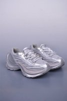 Adidas Vento Xlg Mtw 复古休闲老爹鞋 官方同步上架 鞋面是透气网面和皮革拼接 脚感轻盈 不闷汗 每次穿着跑步都感觉脚底在自由呼吸 鞋底是Ad