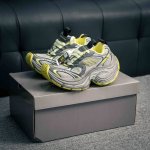 G5版 核心私 Balenciaga Cargo Sneaker 10Xl 巴黎世家 Balenciaga 2024 秋季大秀拉开帷幕，又一双更为夸张的鞋运动鞋