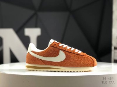 耐克 Nike Classic Cortez 耐克经典轻便舒适男子 阿甘鞋 休闲跑步鞋运动鞋 纯粹而执着的精神 使得Cortez种在了一代人的心里 无论是否喜欢