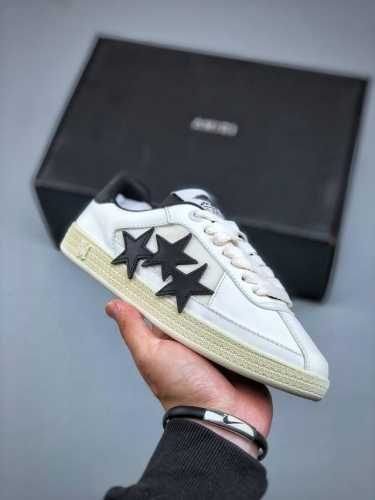 Amlrl 埃米尔25春夏新款星星德训鞋，全新The pacific 系列运动鞋，鞋侧点缀星星图案。 尺码：35 36 37 38 39 40 41 42 43