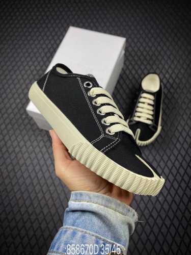 D Maison Margiela梅森马吉拉 Calfskin Replica 复古 德训 时尚板鞋 男女款 原版全套包装 配送精致白色礼盒 网红单品 高端外贸