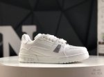 公司级路易威登 Louis Vuitton Lv路易威登板鞋 乘风破浪的姐姐争先种草款,舒适透明底和百搭性霸屏整个时尚娱乐圈，正品1:1套楦复刻，细节调整完美主