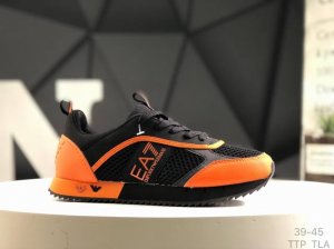 真标阿玛尼 Emporio Armani Ea7 休闲男士 简单大方 鞋面精心设计 网面透气休闲运动鞋 码数：如图所示 Ttp Tla 货号：X8X027