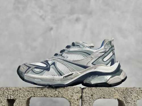 Vg版 巴黎世家 七代加强 Balenciaga 巴黎7.5 巴黎世家 最新配色潮流复古休闲鞋 通过溢胶、做旧、缝线等细节， 展示了设计师 Demna 的运动鞋