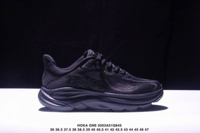 200 Hoka One One Cii Fton 克里夫顿 鞋面织物合成革。鞋底采用Eva板材发泡 脚感舒适 减震耐磨透气跑步运动鞋 尺码36 36.5 37