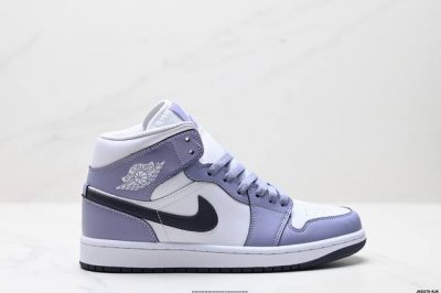 公司级Nike Air Jordan 1 Retro Mid Og Aj1代迈克尔 乔丹中帮耐克经典复古百搭休闲文化运动篮球鞋 货号:Dq8426-145 尺码