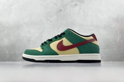 St免修版 Nike Dunk Sb Low Sb Vegas Gold白绿红 货号 304292-700 尺码 36 36.5 37.5 38 38.5 39