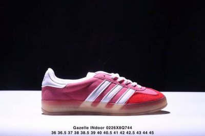 Ad Originals Gazelle Indoor End 三叶草休闲防滑耐磨低帮板鞋鞋头出色设计 塑就出众贴合感稳固的后跟贴合足部曲线设计软弹舒适 不易磨