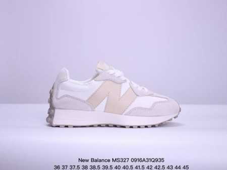 New Balance Ms327系列复古休闲运动慢跑鞋 原鞋打版 细节完美 采用尼龙及猪巴革麂皮物料拼接构成#中底高弹pu材质及满丁防滑橡胶外底上世纪 70 - 点击图像关闭
