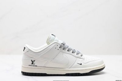 公司级耐克Nike Dunk Low 扣篮系列 复古低帮休闲运动滑板板鞋 采用脚感柔软舒适Zoomair气垫 有效吸收滑板等极限运动在落地时带来的冲击力 为街头