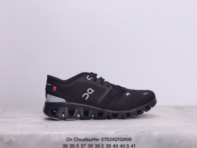 On 昂跑 Cloudsurfer 训练型缓震 防滑透气 低帮轻量跑步鞋 Cloudflyer 4运动鞋老爹鞋。On昂跑cloudsurfer的中底 ，采用了全