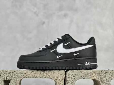 Nk Air Force 1'07 Low 定制款 空军一号低帮休闲板鞋 Cw2288-111 #原楦原纸板 纯正版型 高清洁度 内置全掌气垫 尺码：36 36 - 点击图像关闭