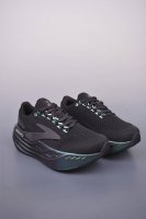 brooks 布鲁克斯 Glycerin Max 超弹轻盈跑步鞋 实拍首发 低帮透气缓震支撑休闲运动慢跑鞋 采用改进工程空气网眼组合热熔工艺 鞋面材质搭载Dna