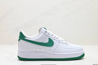 公司级nike Air Force 1‘07 原楦头原纸板 打造纯正低帮空军版型 专注外贸渠道 全掌内置蜂窝气垫 原盒配件 原厂中底钢印、拉帮完美 官方货号:F